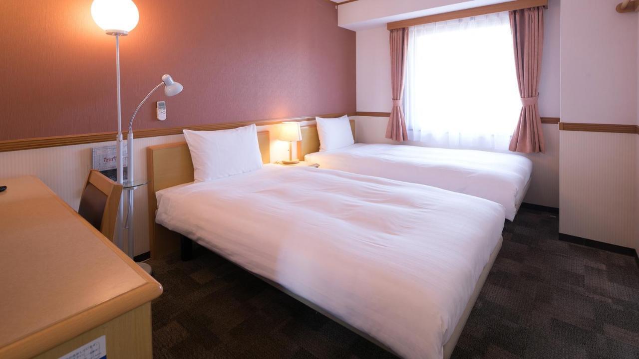 Toyoko Inn Matsuyama Ichibancho Eksteriør billede