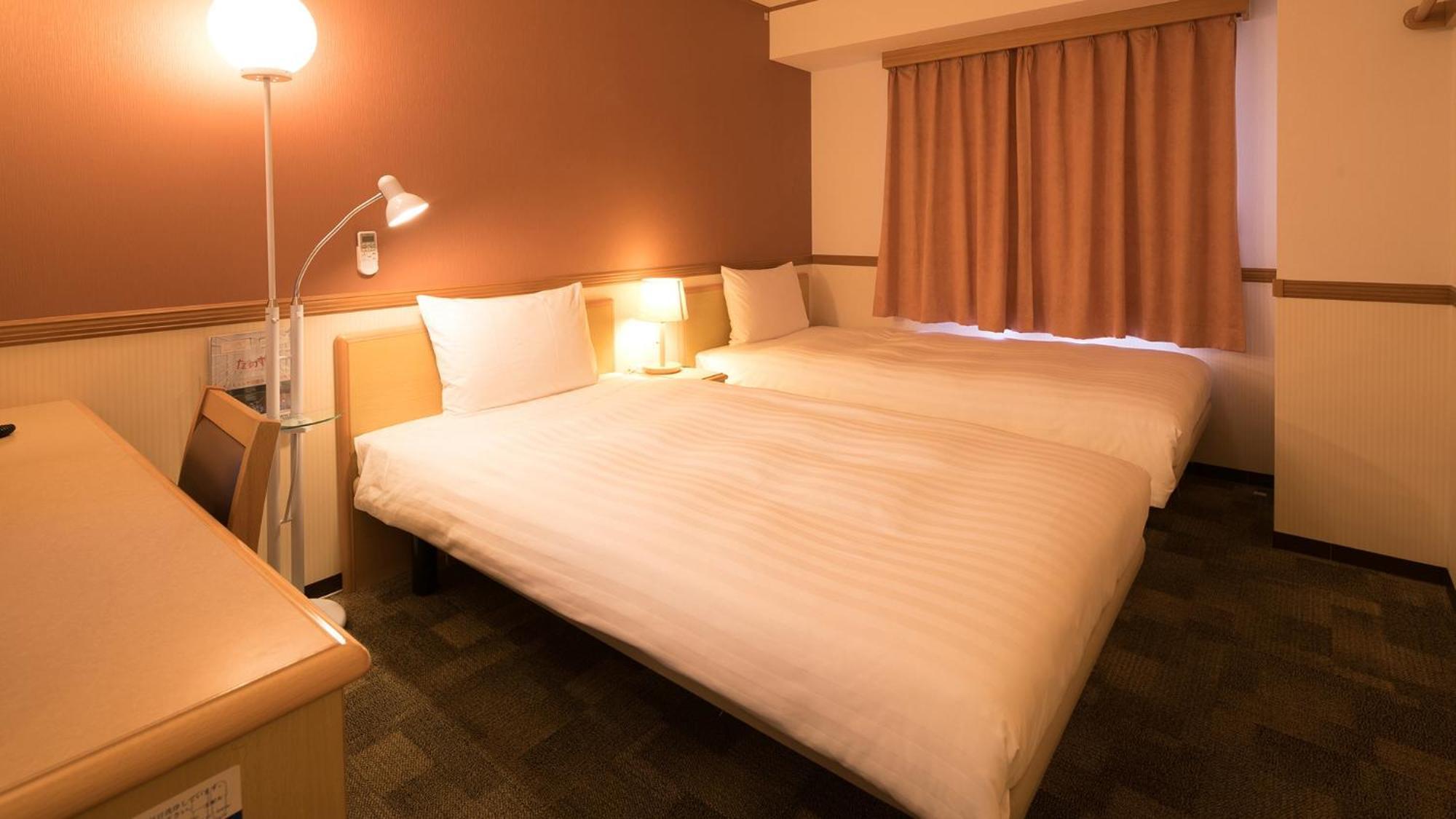 Toyoko Inn Matsuyama Ichibancho Værelse billede
